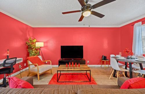 Brentwood Apartment | The Red Room