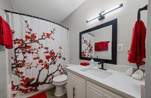 Brentwood Apartment | The Red Room