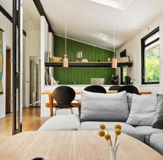 Hoeve Strand House | The Red Summer House With The Lush Garden At Asnæs
