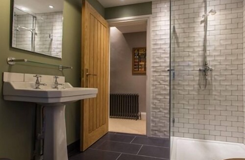 Chilcompton House | The Redan