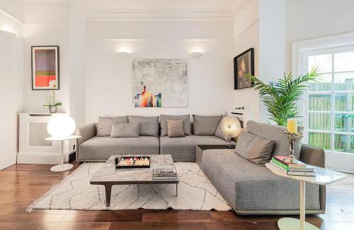 Frognal and Fitzjohns Apartment | The Redington Royal