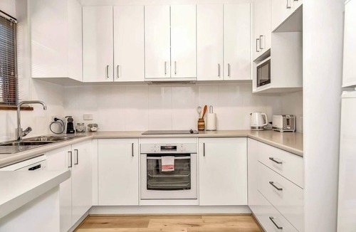 Norwood Apartment | The Redstone Experience Adelaides Inner east