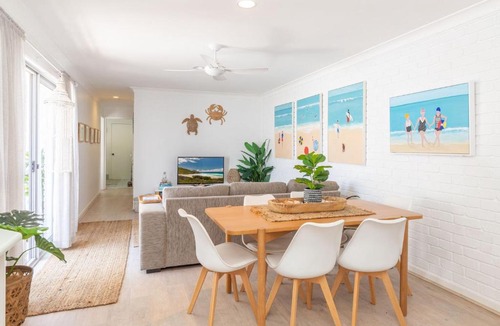 Boomerang Beach Villa | The Reef