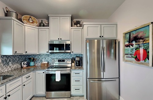 Rockport House | The Reel Getaway | Waterfront Home, Private Fishing Dock, Covered Patio + Swing!