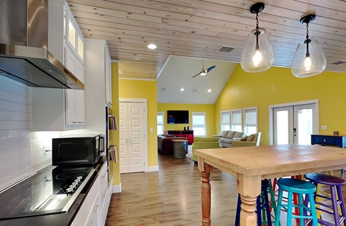 Rockport Cottage | The Reel Mccoy by Miss Kitty’s