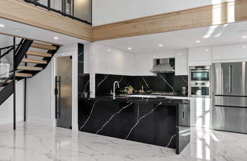 Humber Bay Condo | The Refinery at Warehouse Lofts