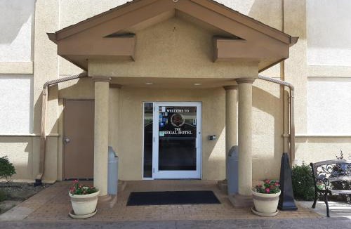 Carthage Hotel | The Regal Hotel
