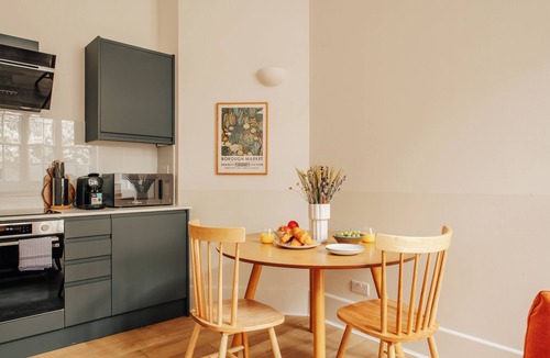 Vincent Square Apartment | The Regency - Serviced Apartments