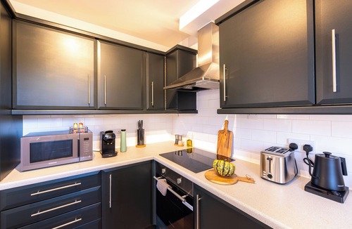 Vincent Square Apartment | The Regency - Serviced Apartments