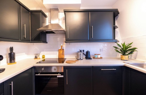 Vincent Square Apartment | The Regency - Serviced Apartments