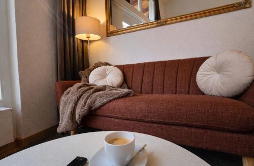 Thun Apartment | The Regent I Central I Castle Hill I Thun