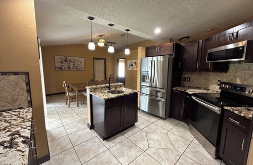 Poinciana House | The Relax spot