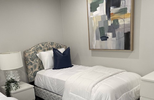 Frankford House | The Remix Quaters