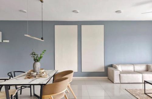 Bukit Jelutong Apartment | The Renai Escape