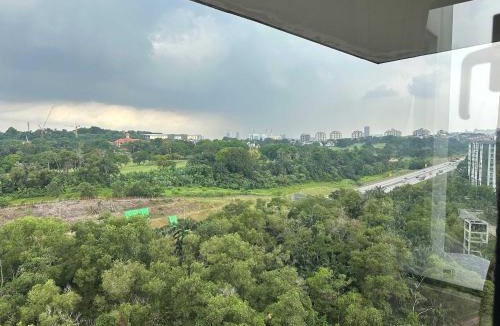 Bukit Jelutong Apartment | The Renai Escape