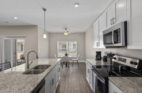 Grandville Condo | The Reserve Flats