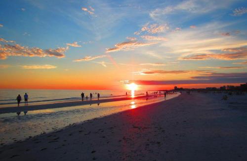 Central Sarasota Hotel | The Reserve Retreat