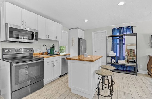 Central Sarasota Hotel | THE RESERVE RETREAT