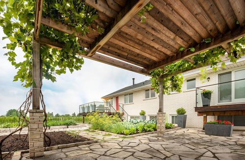 Virgil Cottage | The Residence On Seven