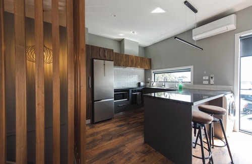 Fitzroy Apartment | The Residence Apartment Five - With Spa Bath