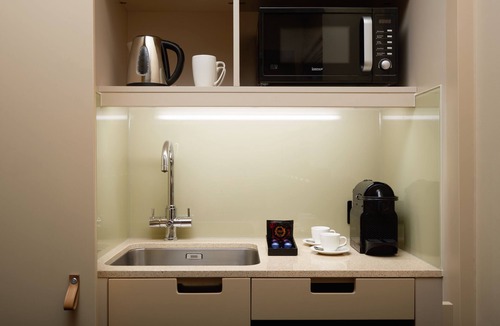 Westminster Hotel | The Resident Victoria