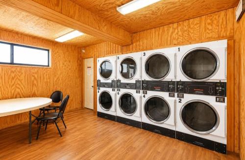 Big Lake Hotel | The Resource Inn Big Lake