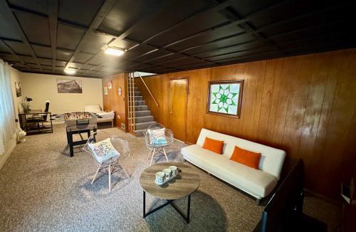 Bridgeport House | The Rest Nest Home Near UHC, FBI, the Bridge Sport Complex