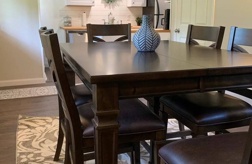 Lexington House | The Restful Ranch