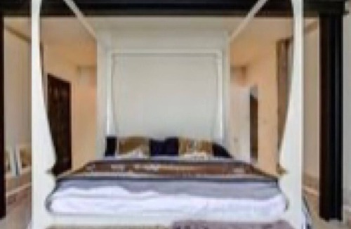 Broxted House | The Restoration Barn