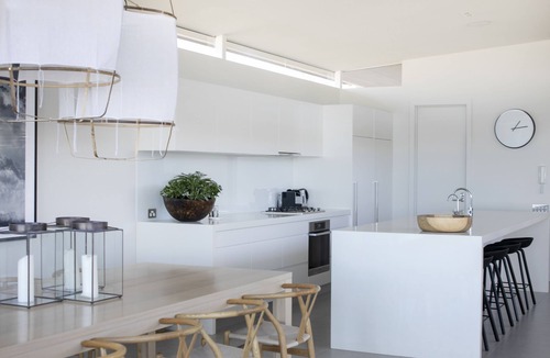 North Avoca House | The Retreat at North Avoca - Absolute Beachfront