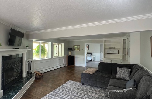 Grange Landing House | The Retreat at Black Point