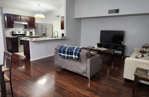 The Colony House | The Retreat at The Colony