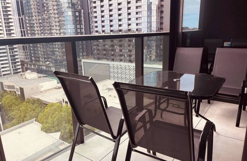 Box Hill Apartment | The Retreat