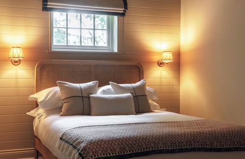 Elcot Hotel | The Retreat, Elcot Park