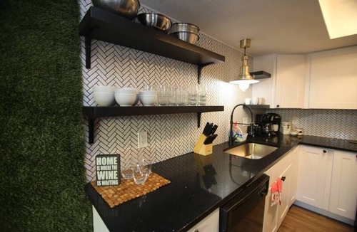 St. Johns Condo | The Retreat in ATX