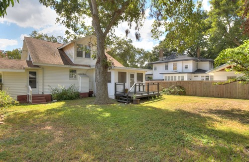 Smithville House | The Retreat on Mills Street-Downtown Smithville