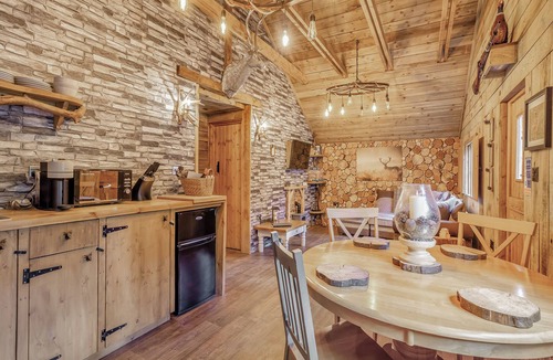 Bisterne Cottage | The Retreat - UK50421