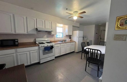 Atlantic City Apartment | “The Retreat” with two balconies free parking