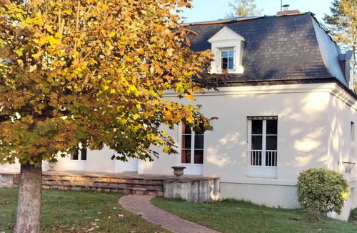 Saint-Avertin House | The reunion house