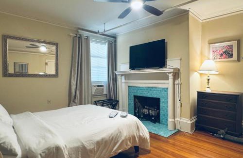 Adams Hotel | The Revival House