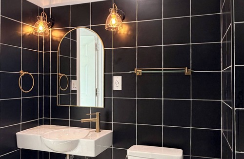 Adams House | The Revival House