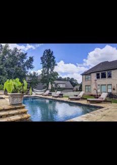 Lawrenceville House | The Rezort