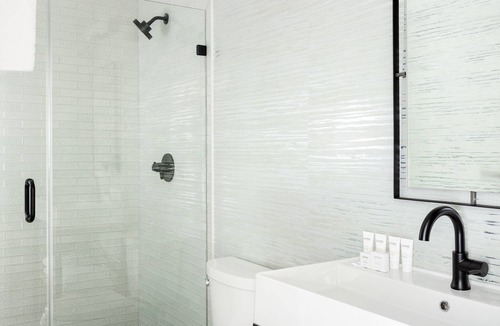 Edgartown Hotel | The Richard, The Edgartown Collection