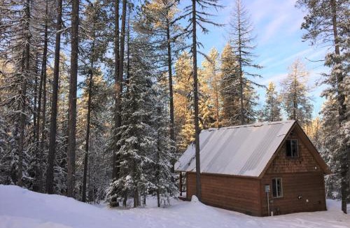 Martin City House | The Ridge At Glacier - Luxury Cabins