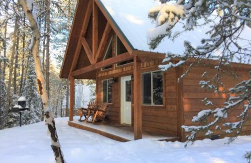 Martin City House | The Ridge At Glacier - Luxury Cabins