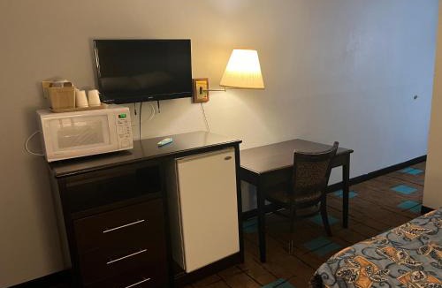 Portage Hotel | The Ridge Motor Inn