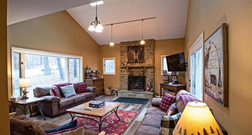 Helmsburg House | The Ridge