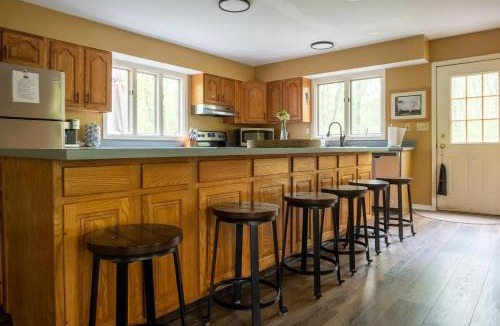 Helmsburg House | The Ridge