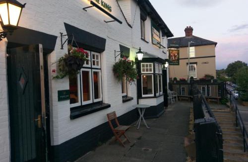 Ware Bed & Breakfast | The Rifle Volunteer