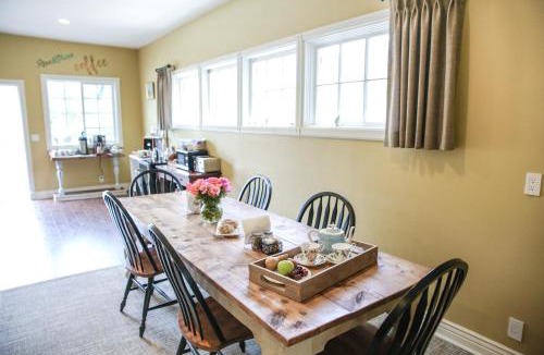 Cambria Hotel | The Rigdon House
